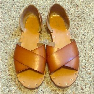 Universal thread sandals